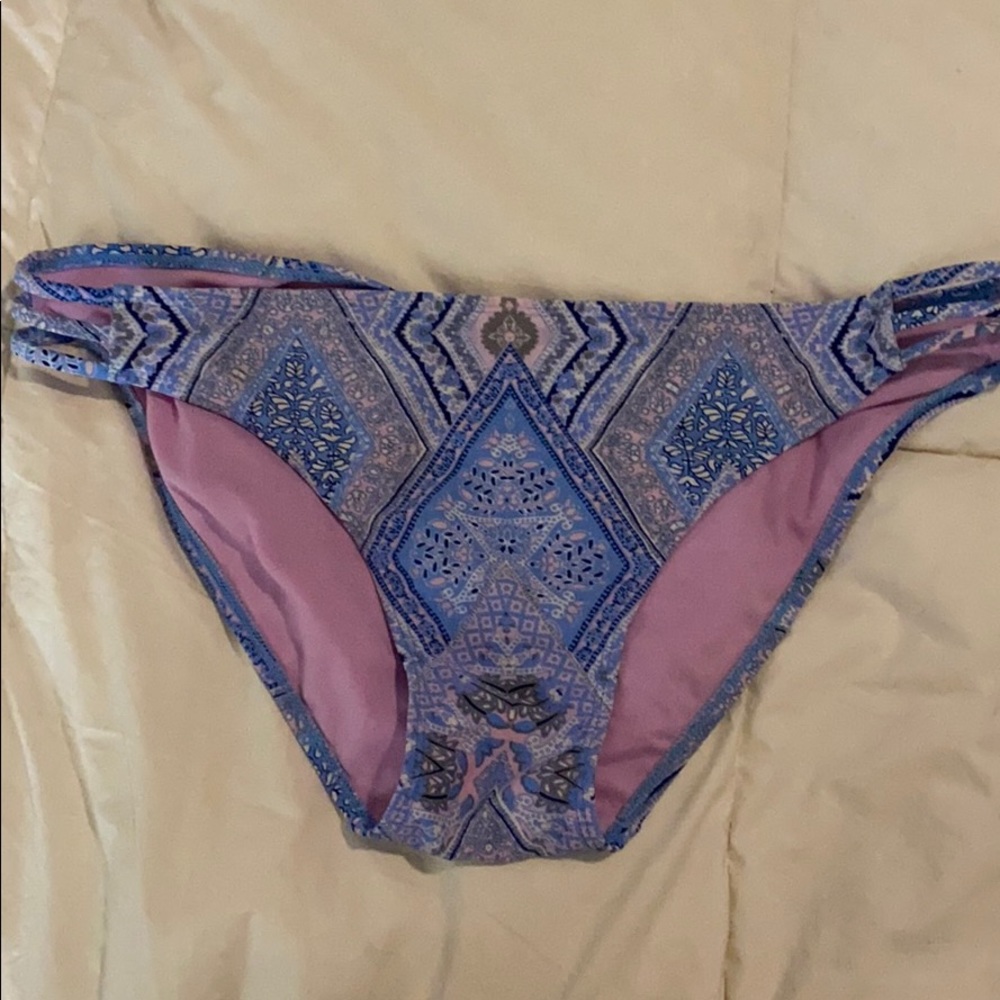 Swimsuit bottom